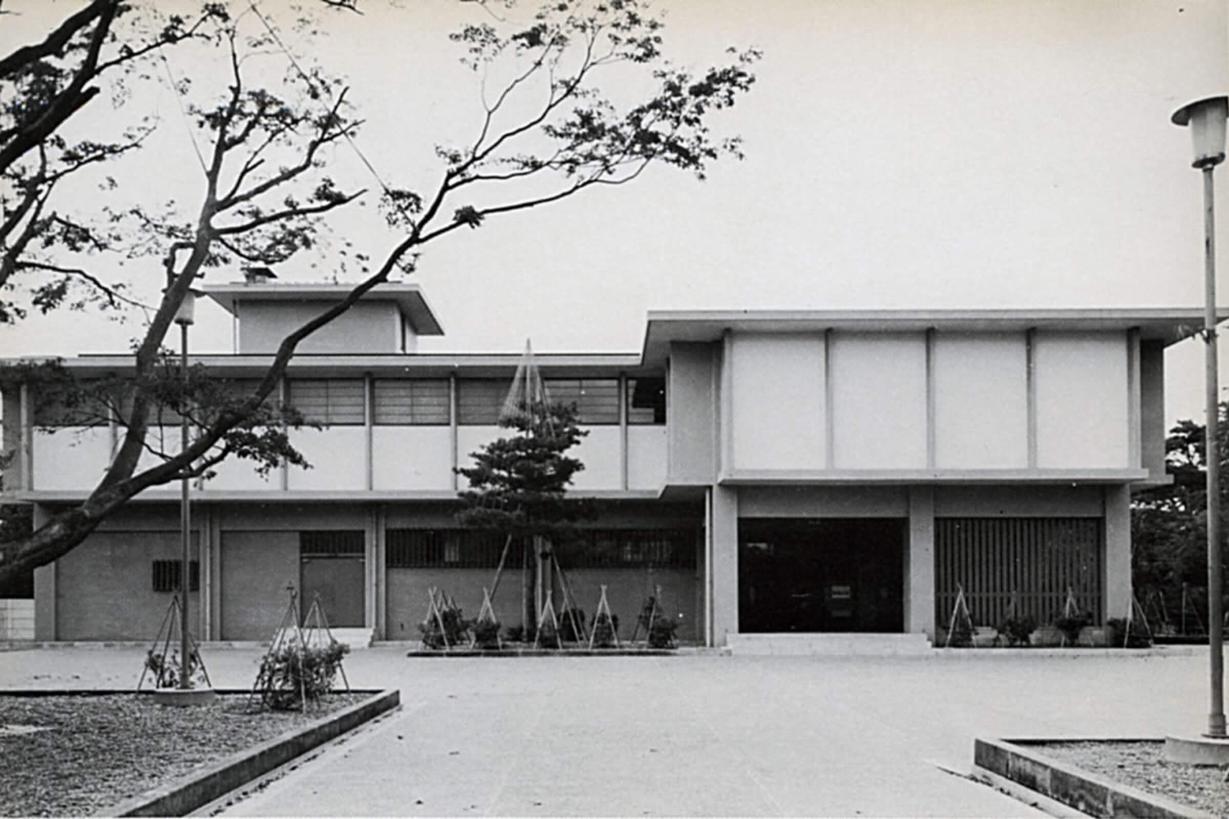 The exterior of the old Museum